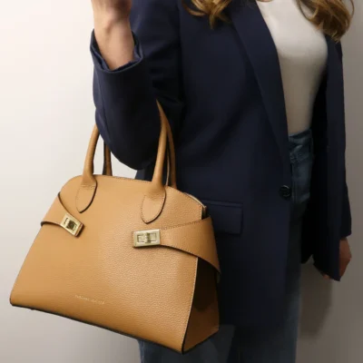 olasz női táska bőrtáska kézitáska webáruház webshop Tuscany Leather ajándék ötlet