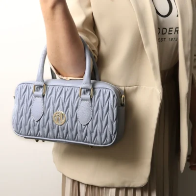 olasz női táska bőrtáska kézitáska webáruház webshop Tuscany Leather ajándék ötlet